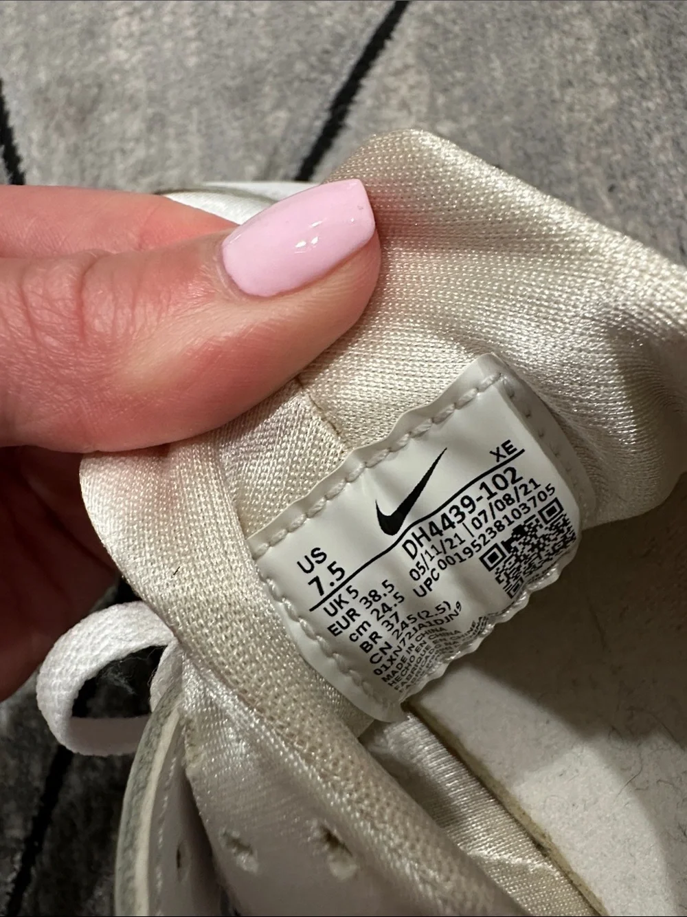 Women’s White Athletic Sneakers - Clean Casual Style